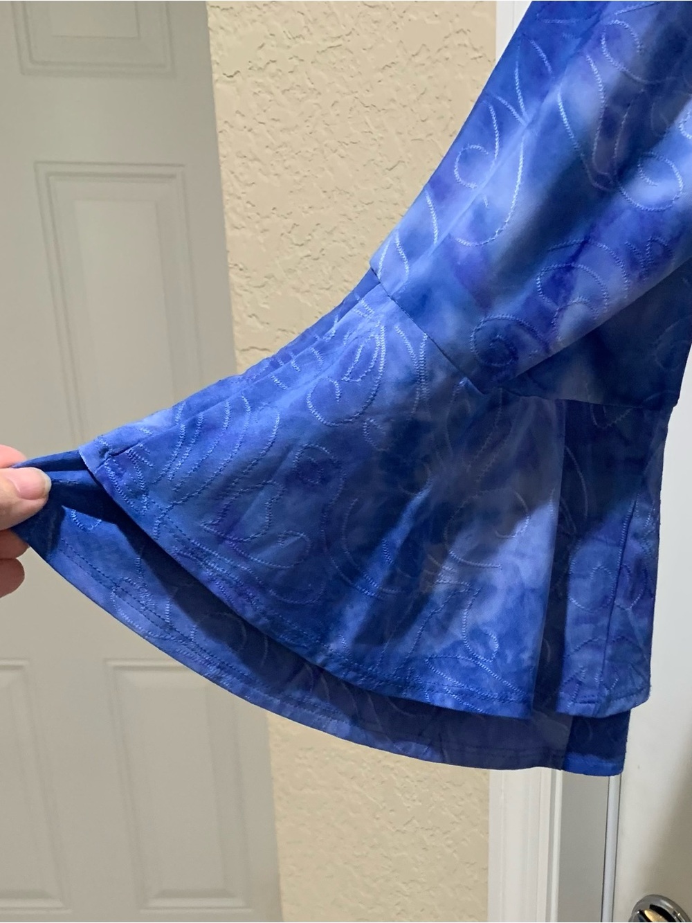COCOMO Blue Tie-Die Blouse Flowy Soft CASUAL LOUNGE  Bell Sleeve 2XL - Picture 6 of 11